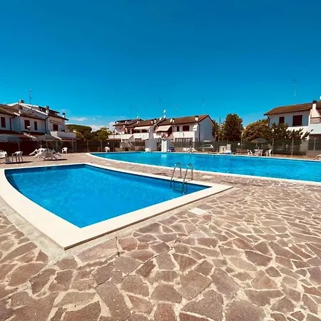 4 Posti Con Piscina Balcone E Bbq ليدو دي سكاشي