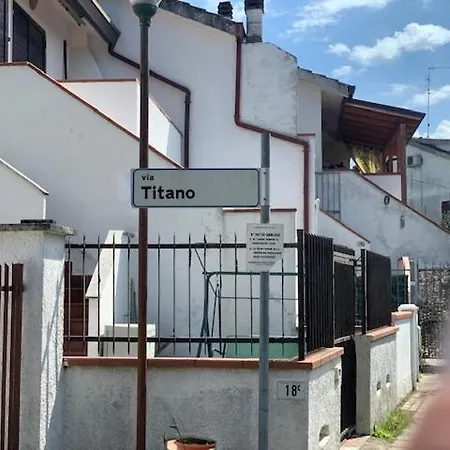 4 Posti Con Piscina Balcone E Bbq ليدو دي سكاشي