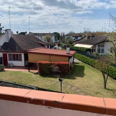 4 Posti Con Piscina Balcone E Bbq شقة ليدو دي سكاشي